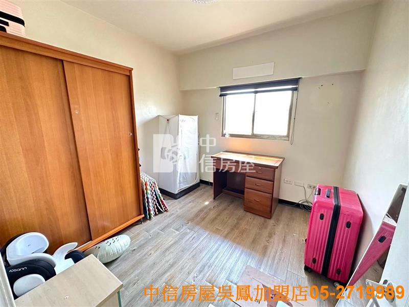 新營漂亮美3房房屋室內格局與周邊環境