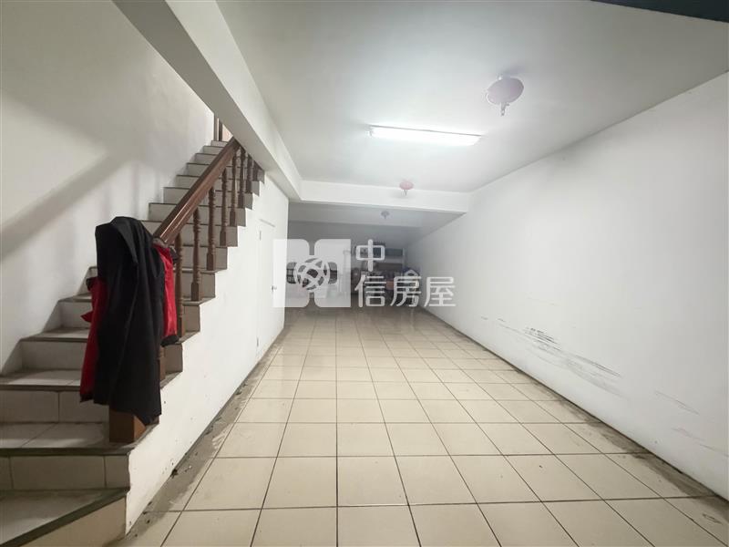 平鎮南市南京路雙車透天(可店住)房屋室內格局與周邊環境