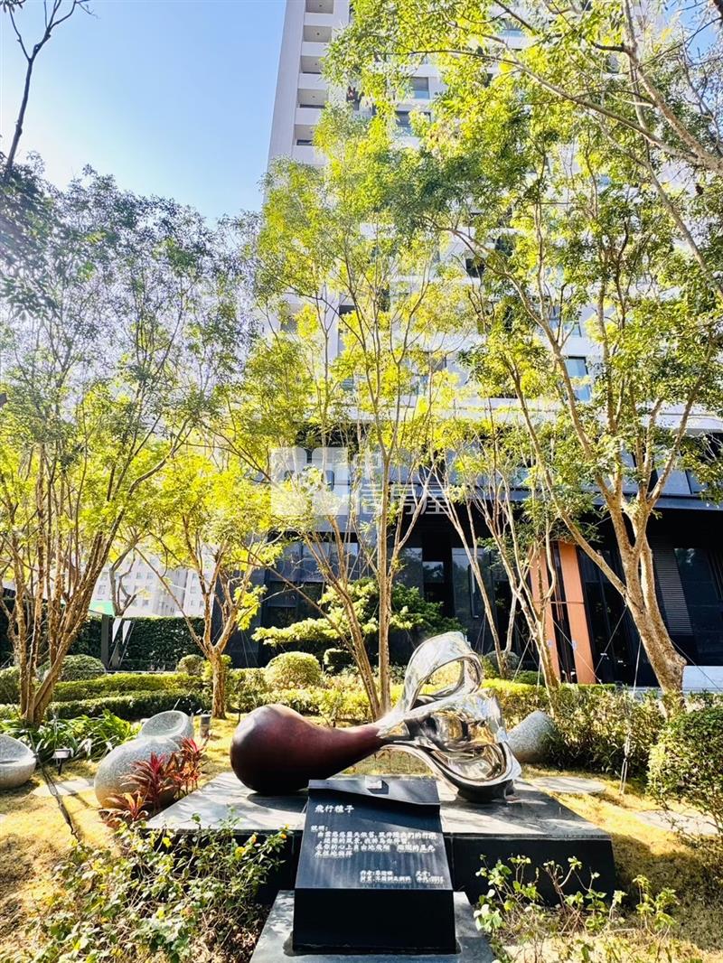 太子W時代美1房+車位(超A)房屋室內格局與周邊環境