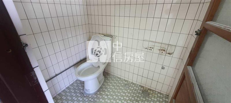 桃園中路特區旁低總價大4房房屋室內格局與周邊環境