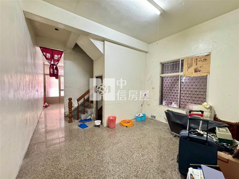 草屯正義街大透天房屋室內格局與周邊環境