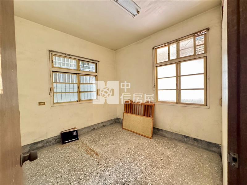 草屯正義街大透天房屋室內格局與周邊環境