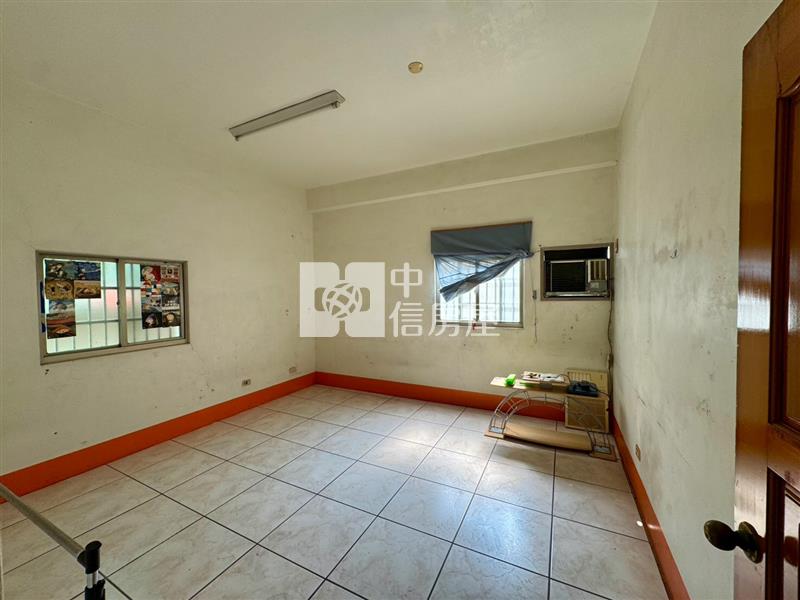 草屯正義街大透天房屋室內格局與周邊環境