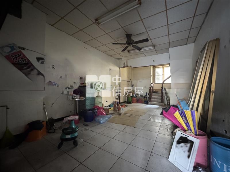 【安家】台中崇光國小1+2樓店面房屋室內格局與周邊環境