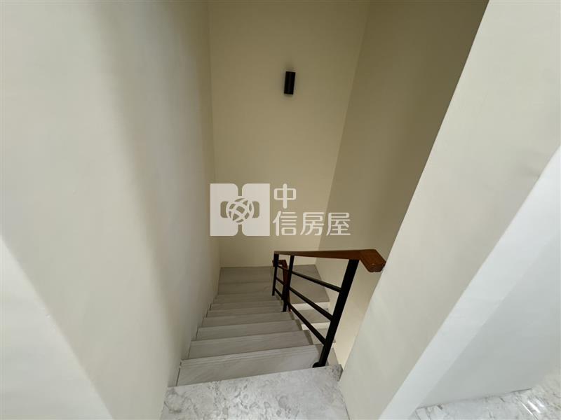 客家文物館美透天房屋室內格局與周邊環境