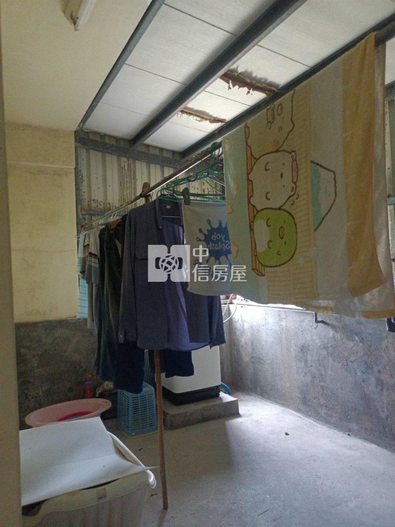 蚊港三樓透天厝房屋室內格局與周邊環境