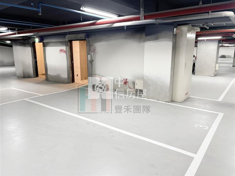 【豐禾】鄰近龍岡雙大公園3房車房屋室內格局與周邊環境