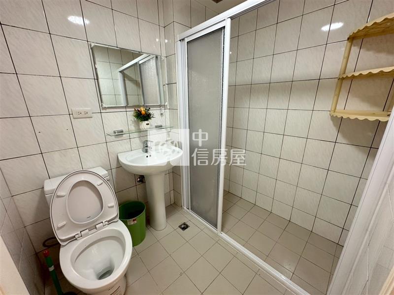 A22新明夜市電梯三房車房屋室內格局與周邊環境