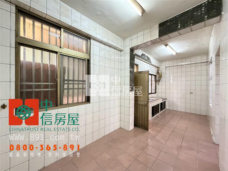 江厝店大地坪雙車透天房屋室內格局與周邊環境