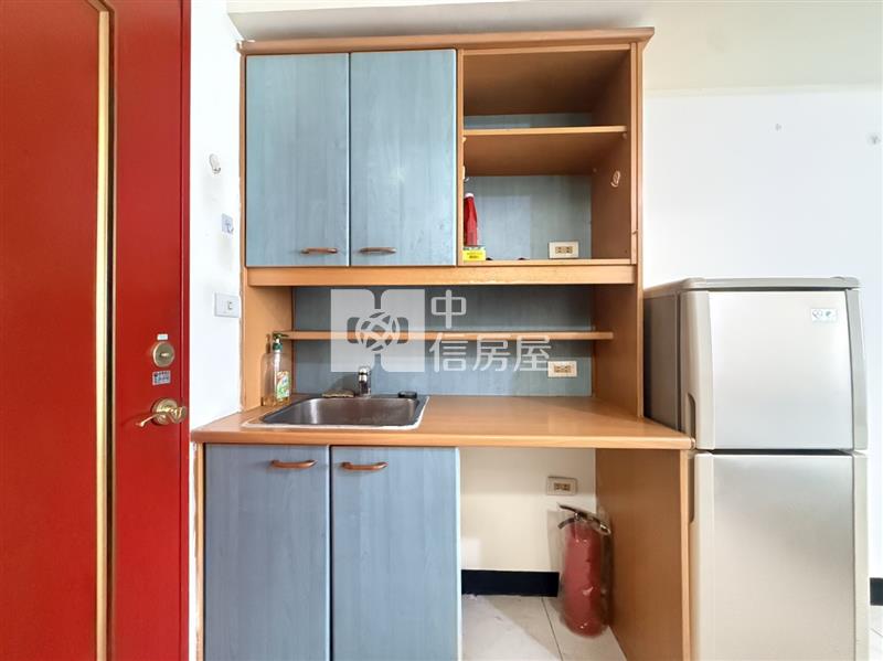 健康路有陽台套房房屋室內格局與周邊環境