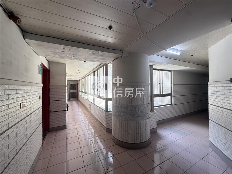 健康路有陽台套房房屋室內格局與周邊環境