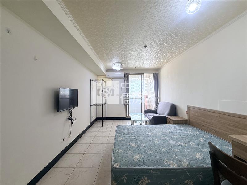 健康路有陽台套房房屋室內格局與周邊環境