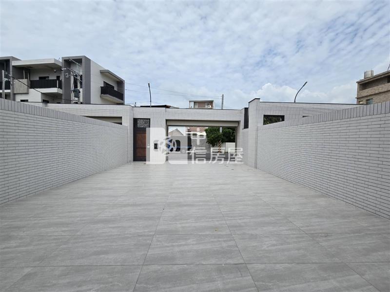 安南青砂全新大地坪後花園電梯豪墅(A1)房屋室內格局與周邊環境