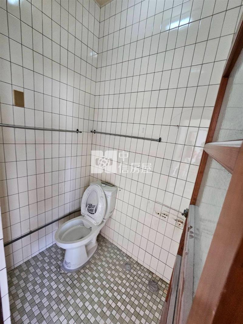 中路特區旁低總價大三房美寓房屋室內格局與周邊環境