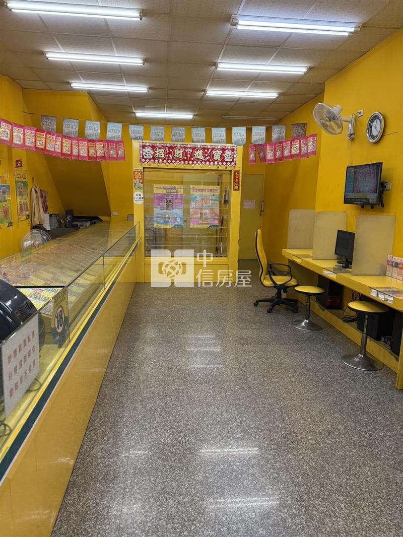 內埔星巴克店面房屋室內格局與周邊環境