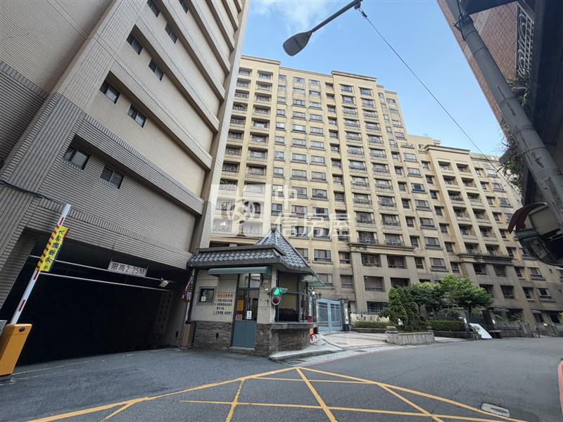 中壢後站1+1房車房屋室內格局與周邊環境