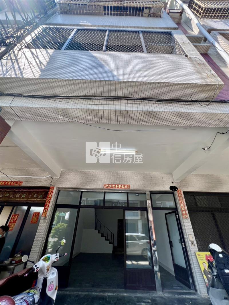 近正義車站臨義勇路1、2樓店住房屋室內格局與周邊環境
