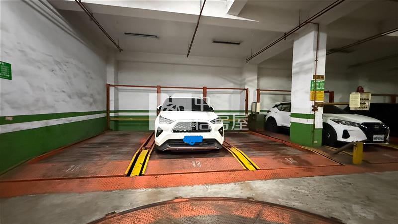 文心青邁大三房車位(專任)房屋室內格局與周邊環境