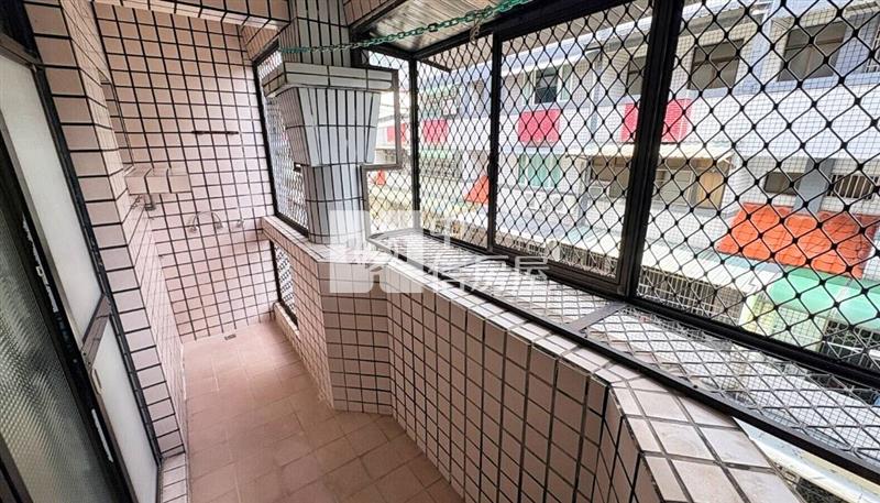 近台糖縣民公園活巷車墅房屋室內格局與周邊環境
