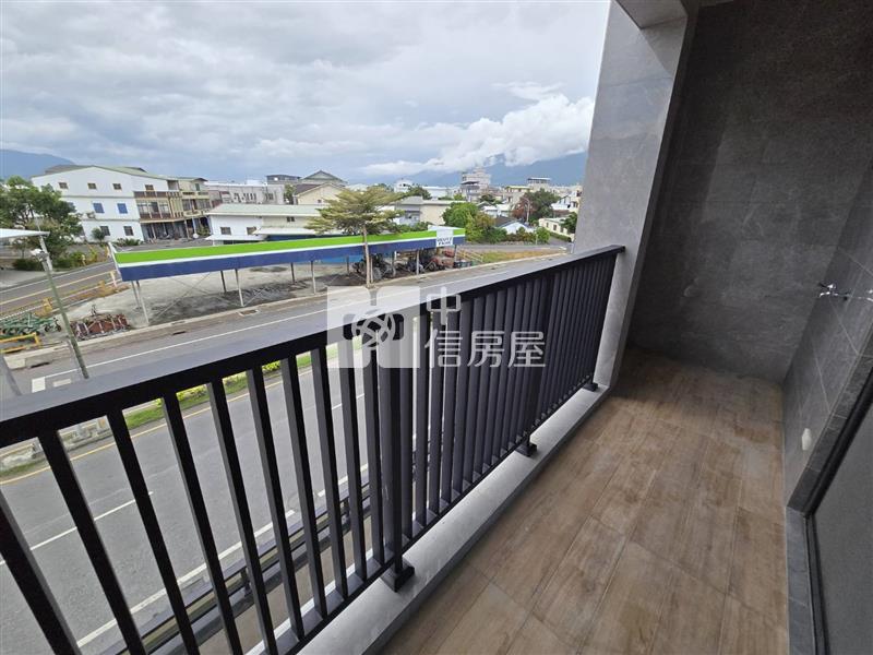 池上豐華商邸全新電梯別墅A1房屋室內格局與周邊環境