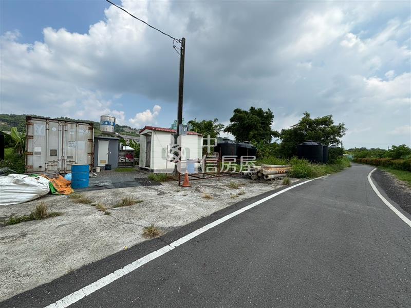 玉井區正路面工業地房屋室內格局與周邊環境