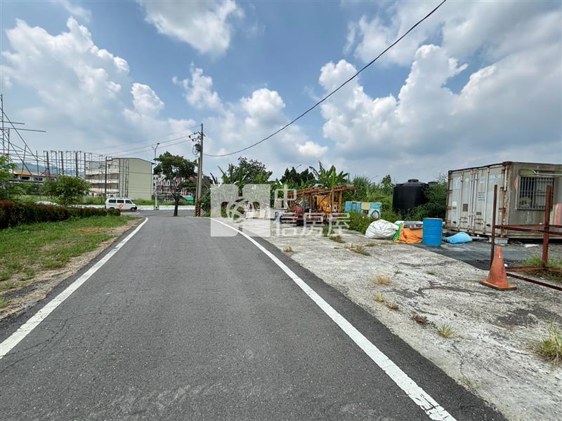 玉井區正路面工業地房屋室內格局與周邊環境