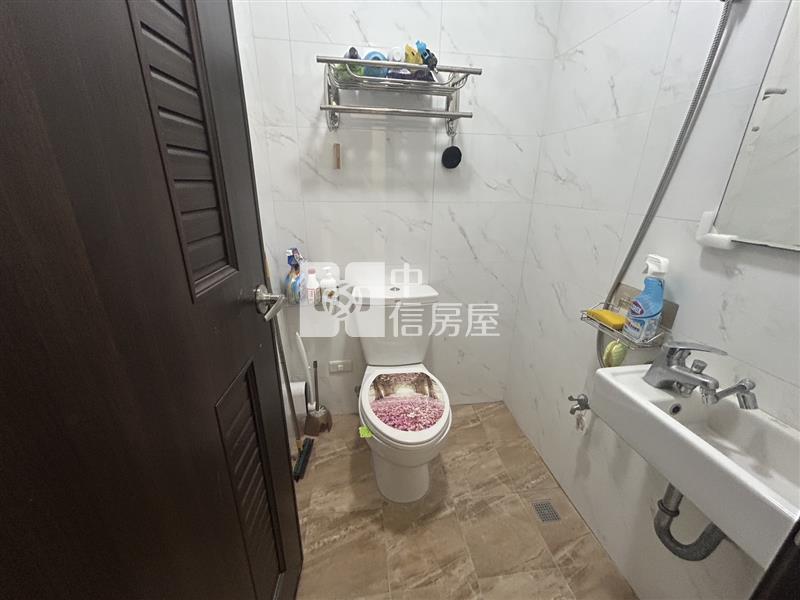 永康大灣花漾景觀2房平車房屋室內格局與周邊環境