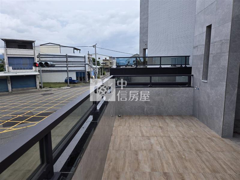 池上豐華商邸全新電梯別墅A7房屋室內格局與周邊環境