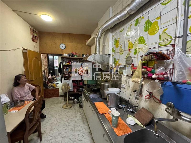 (專)桃園市中心商業區2房房屋室內格局與周邊環境