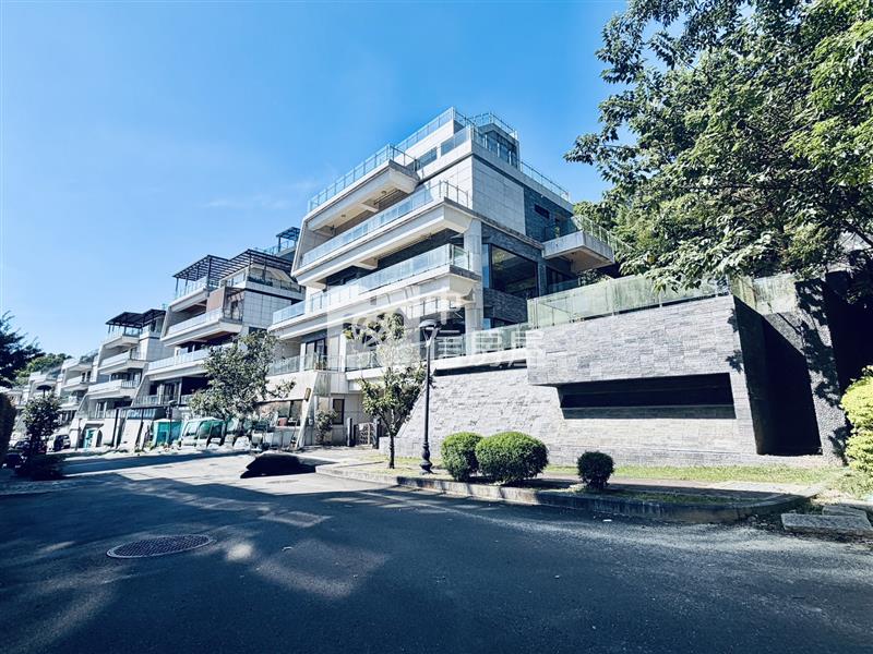 康橋古根漢獨棟大豪宅房屋室內格局與周邊環境