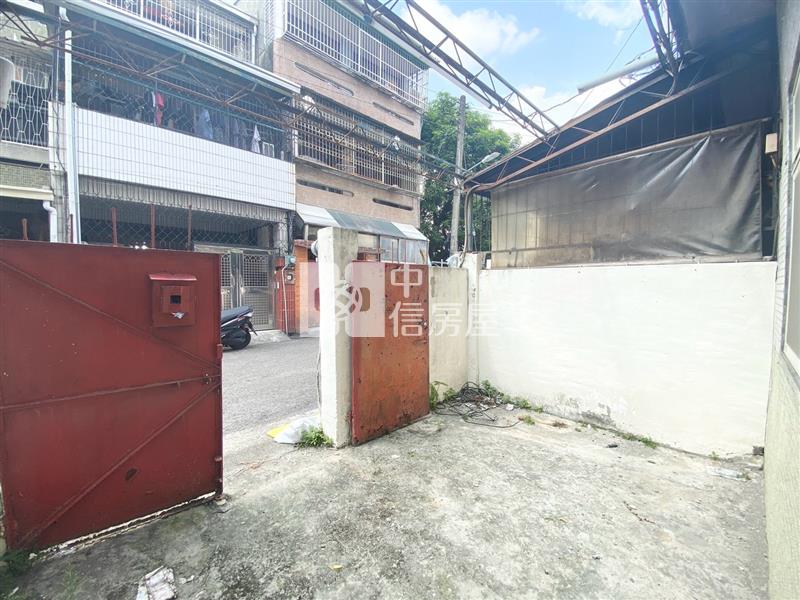 東山商圈低總價透天房屋室內格局與周邊環境
