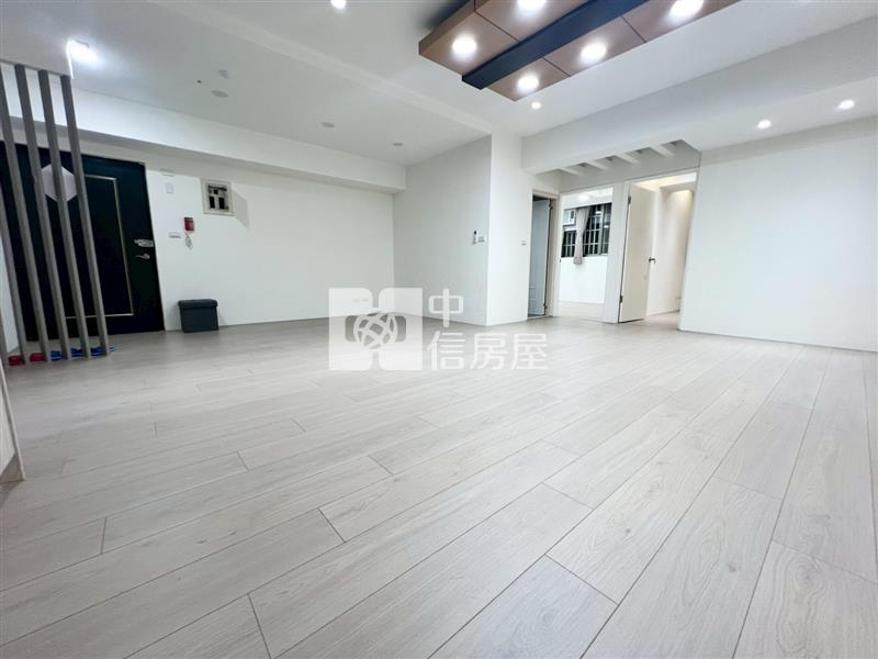 【親家莊】精科百萬裝潢2+1房房屋室內格局與周邊環境