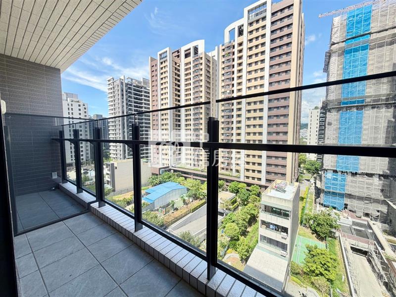 精匠56N三房平車房屋室內格局與周邊環境