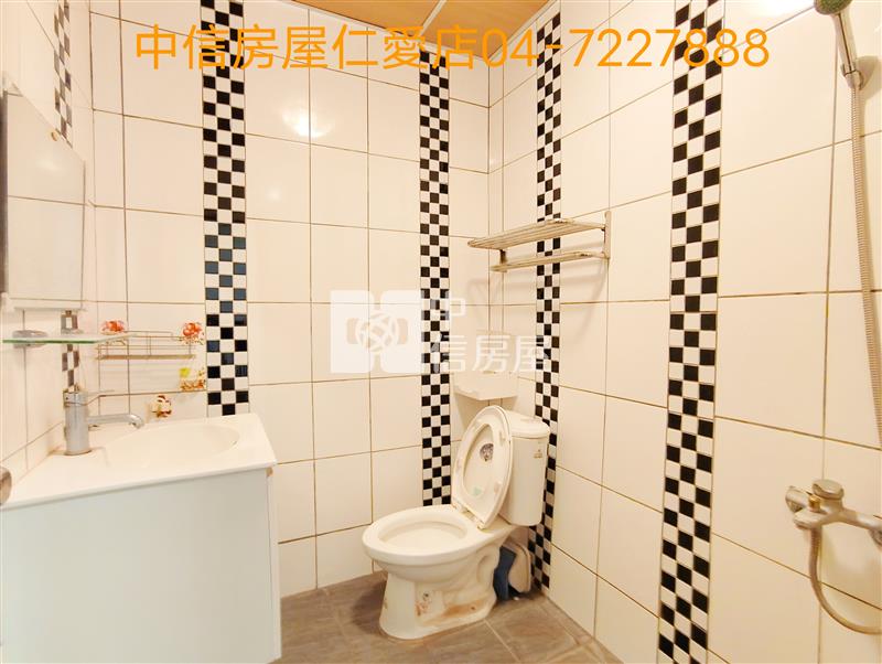 南郭車庫美透天房屋室內格局與周邊環境