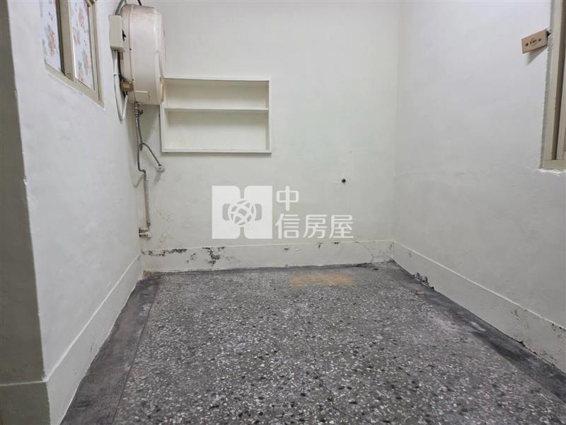 斗六蛋黃區低總價透天房屋室內格局與周邊環境