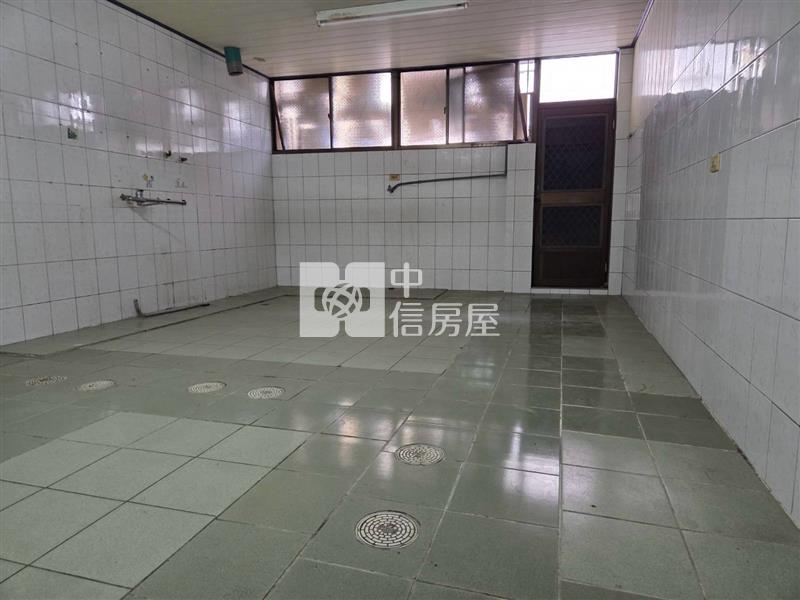 斗六蛋黃區低總價透天房屋室內格局與周邊環境