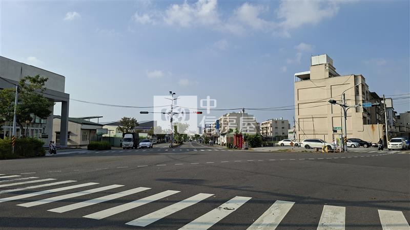 仁德中正路正路面建地房屋室內格局與周邊環境