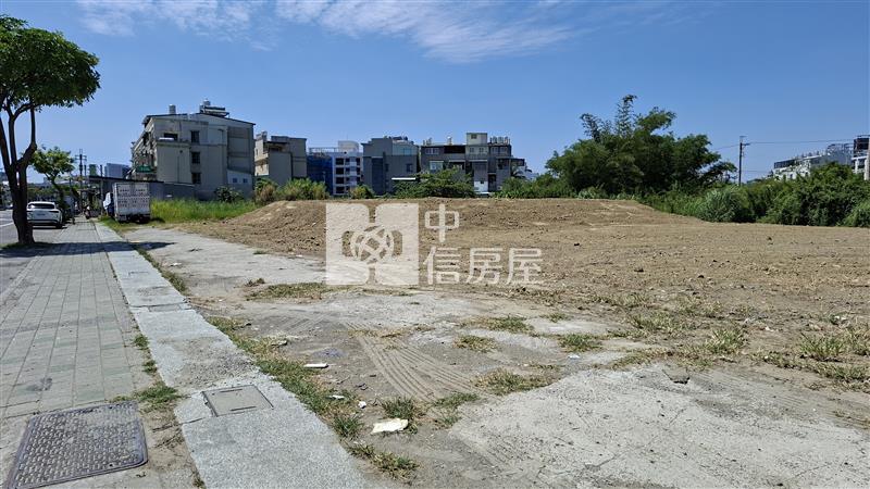 仁德中正路正路面建地房屋室內格局與周邊環境