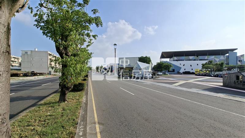 仁德中正路正路面建地房屋室內格局與周邊環境
