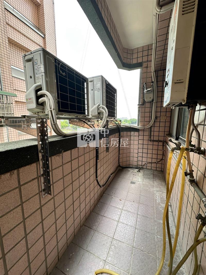 斗六明德路車位華廈房屋室內格局與周邊環境