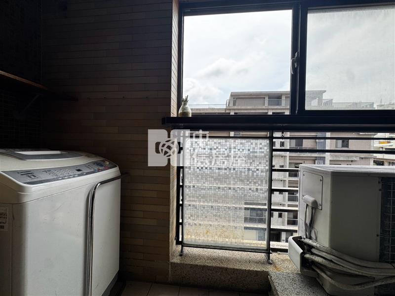 新竹遠百蒂芬妮挑高風格館房屋室內格局與周邊環境
