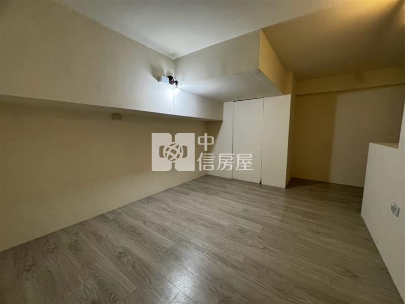 新竹遠百蒂芬妮挑高風格館房屋室內格局與周邊環境