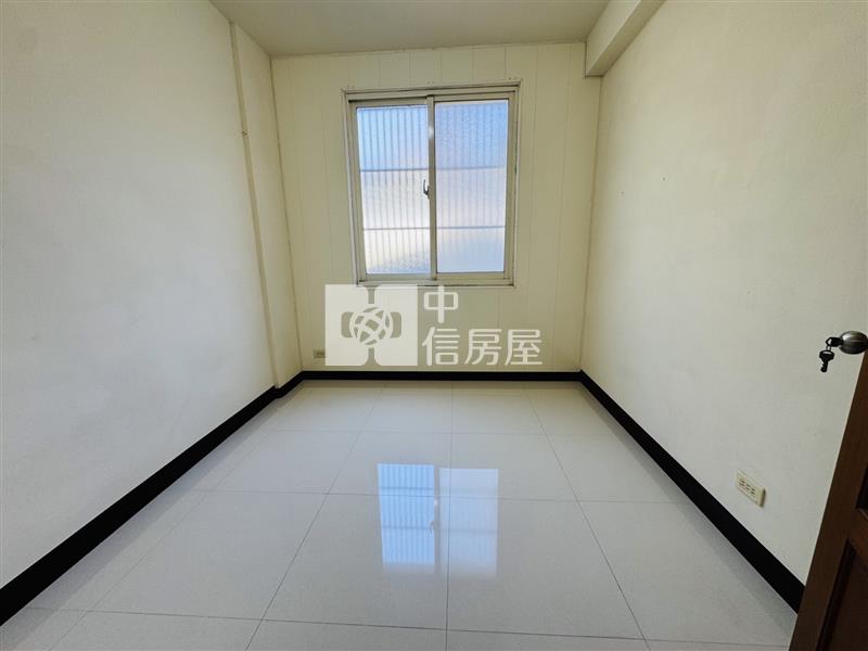 近海華SOGO住辦二樓｜近A21房屋室內格局與周邊環境