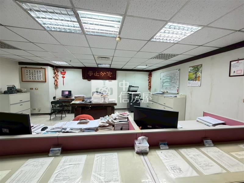 SOGO凱撒雙星商辦+車位房屋室內格局與周邊環境