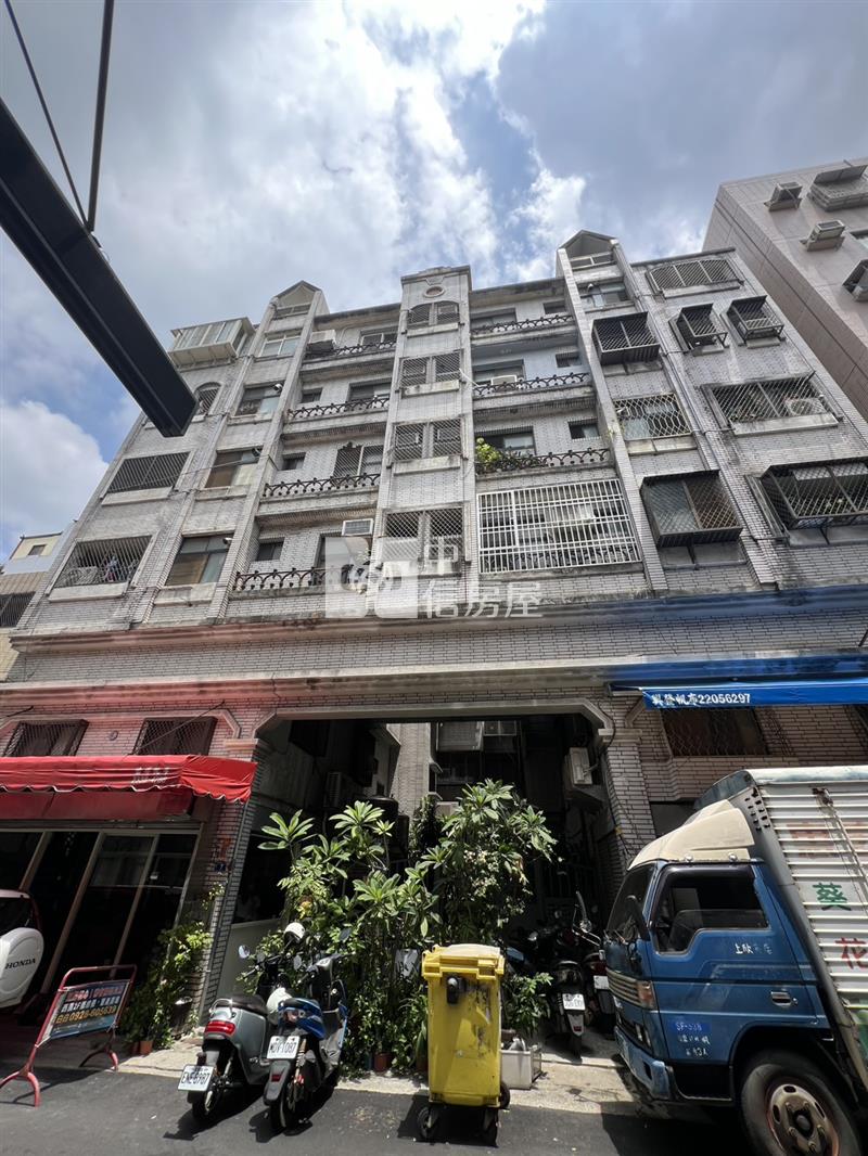 精誠商圈2樓公寓房屋室內格局與周邊環境