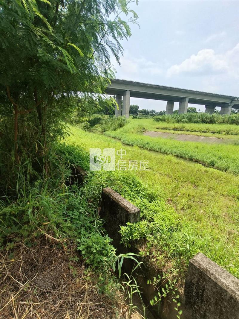 官田官中段1.5分農地房屋室內格局與周邊環境