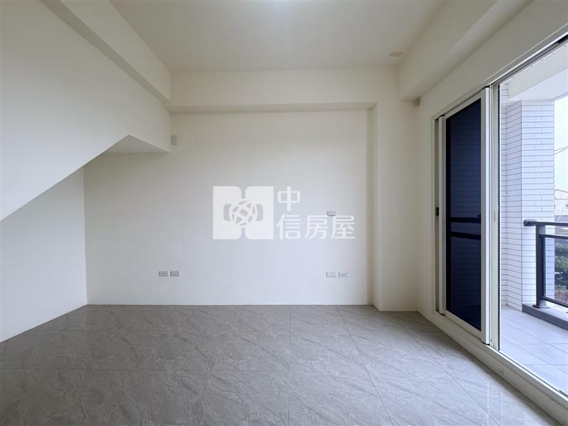 佳里頂廍邊間全新未住透天房屋室內格局與周邊環境