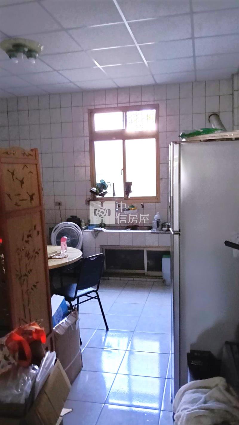 B3-10近初鹿國中店住房屋室內格局與周邊環境