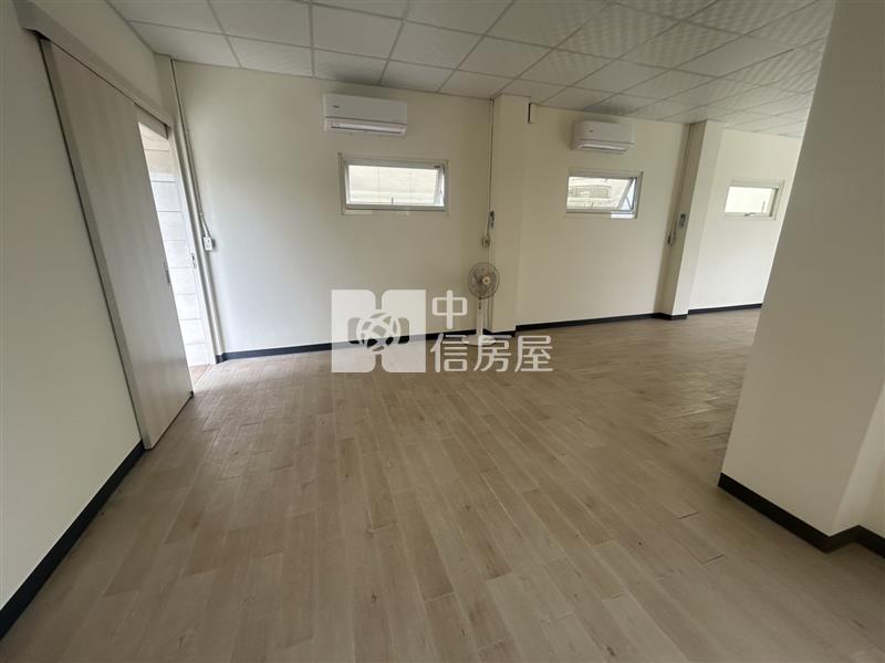 將軍漚汪百香果園加大資材室平房房屋室內格局與周邊環境