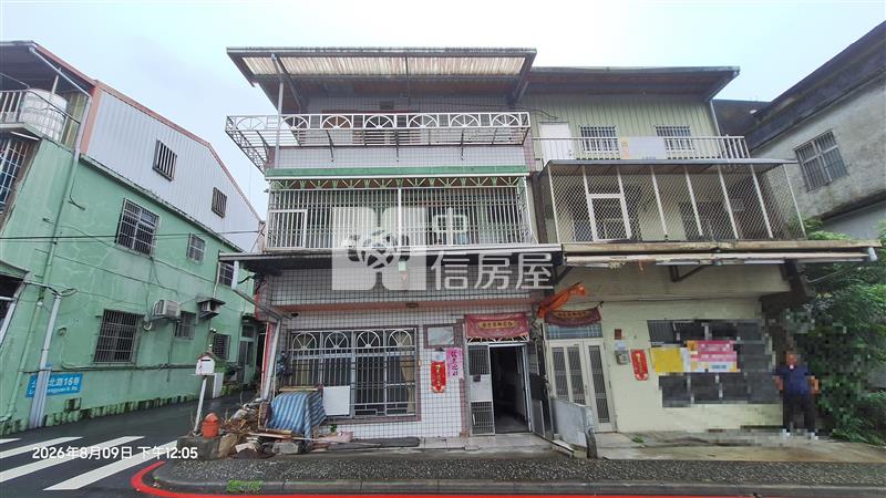 礁溪轉運站臨路透天房屋室內格局與周邊環境